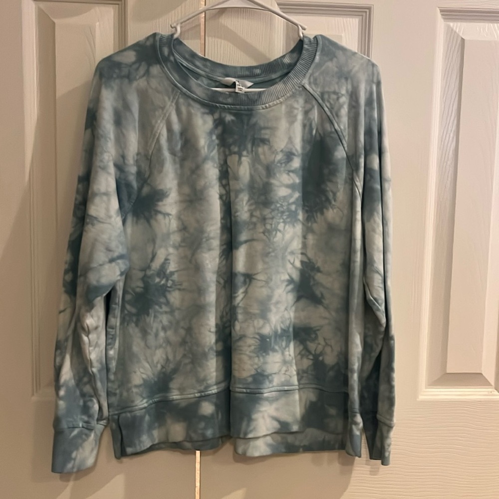 TYE DYE SWEATSHIRT!!!